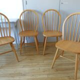 4 Scandinavian Windsor chairs in solid beech 1970s