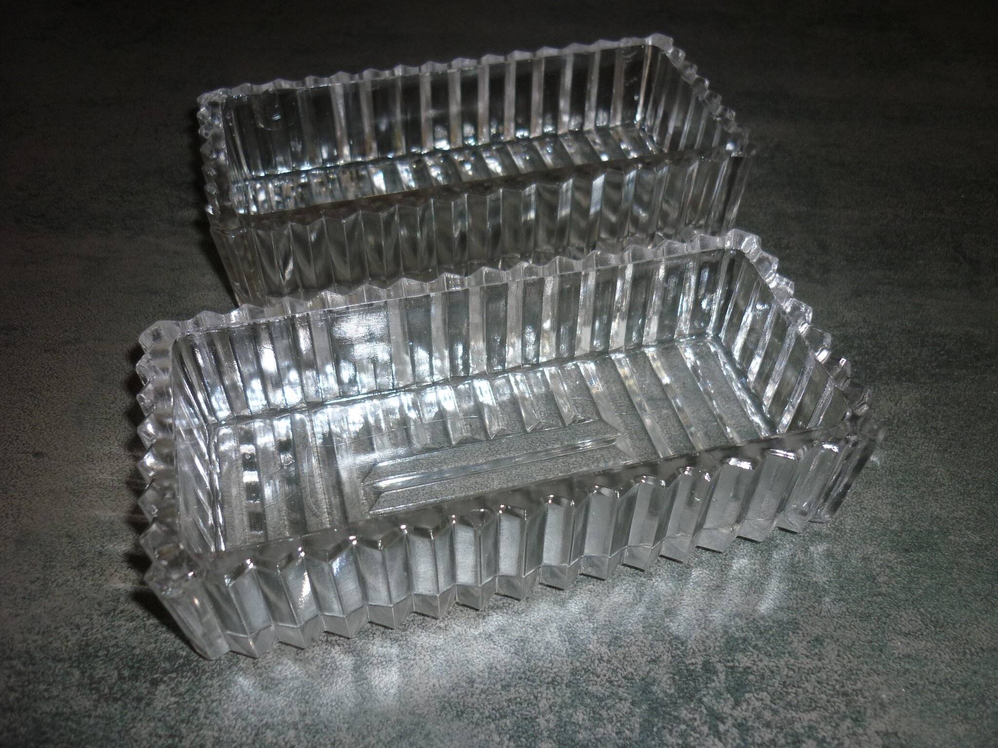 Art-deco molded glass bowls