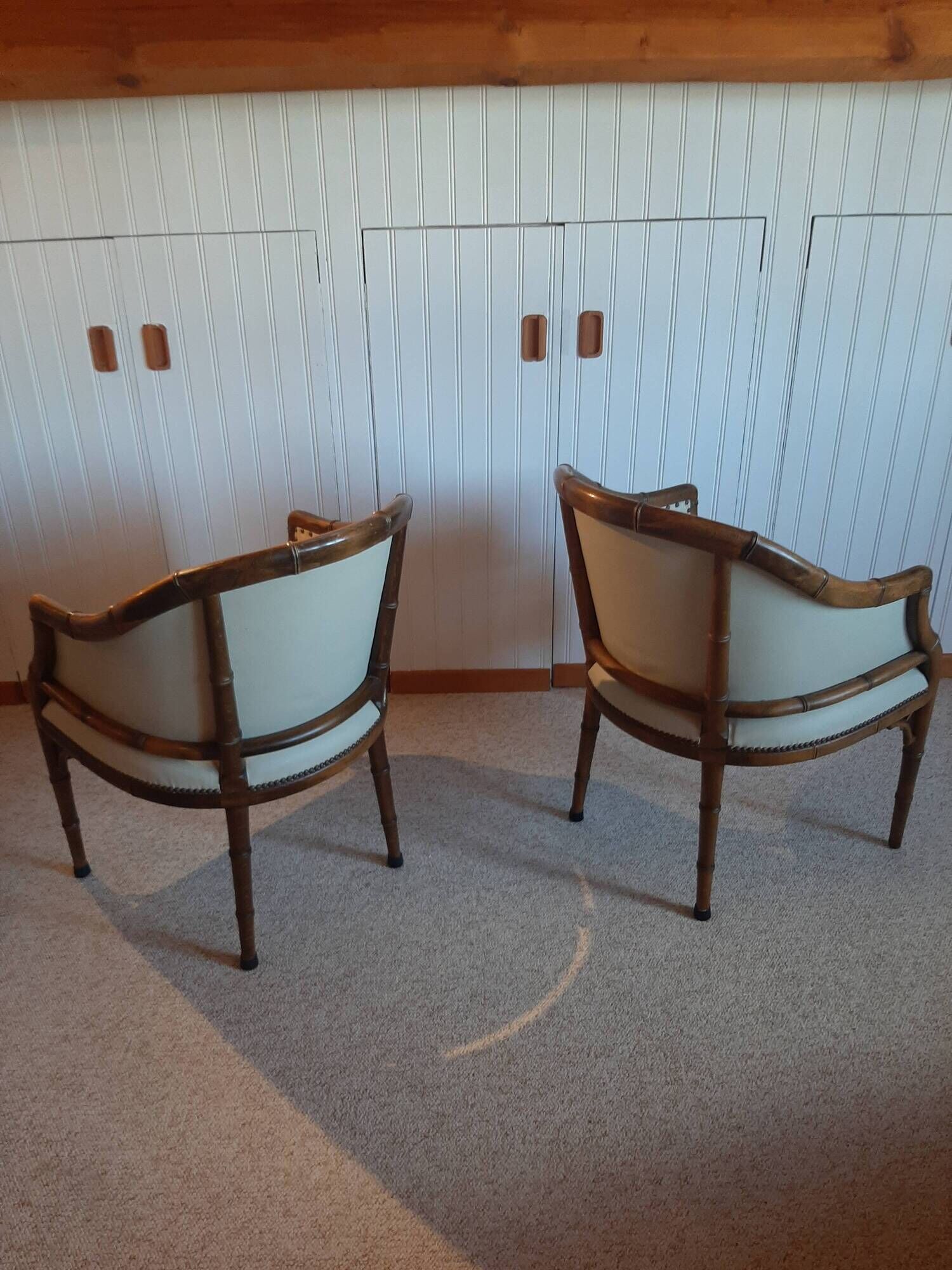 Set of 2 bergere style armchairs - bamboo and white imitation leather - vintage