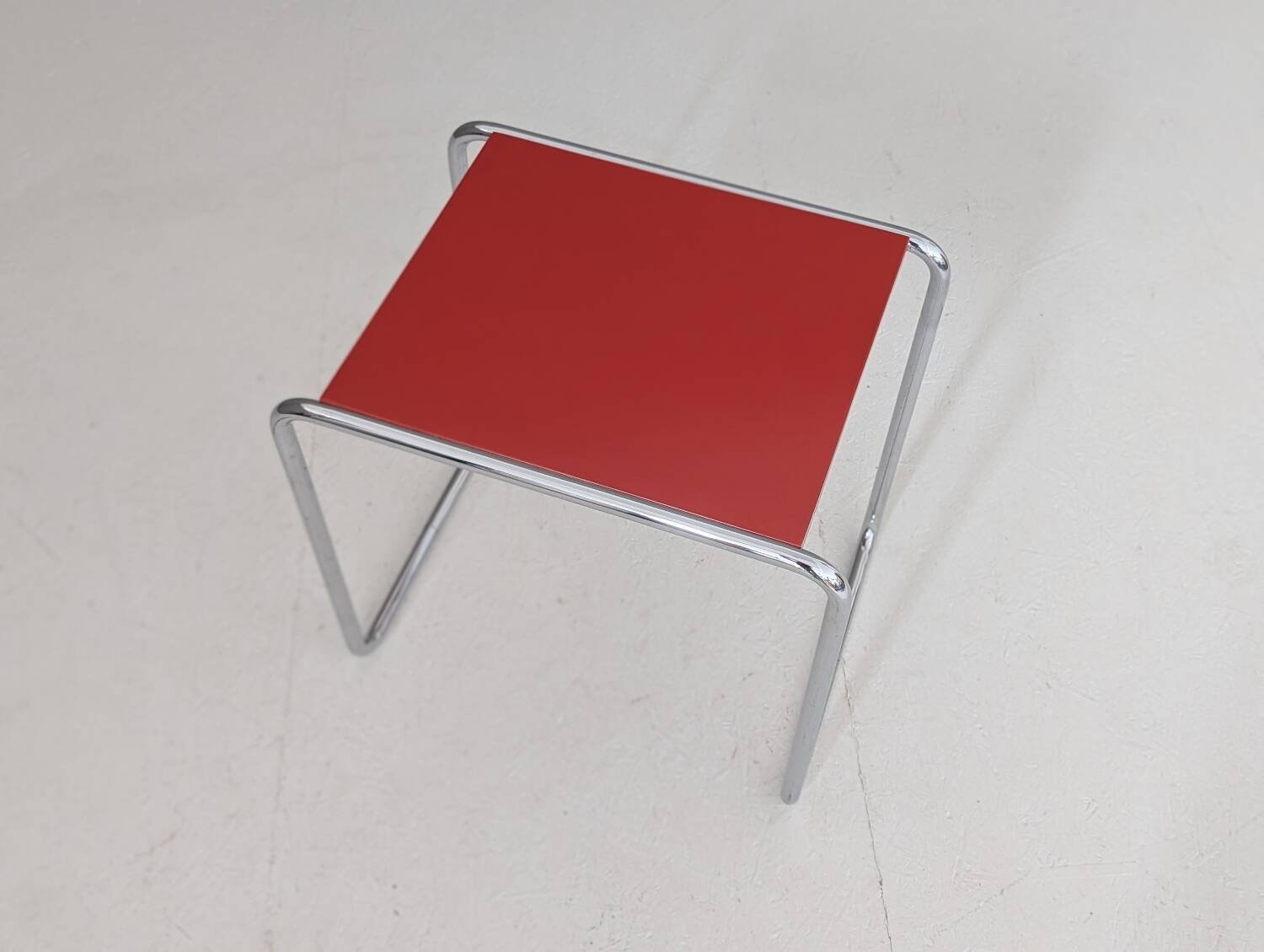 Table Thonet B9/b en acier tubulaire, conçue par Marcel Breuer, années 1930
