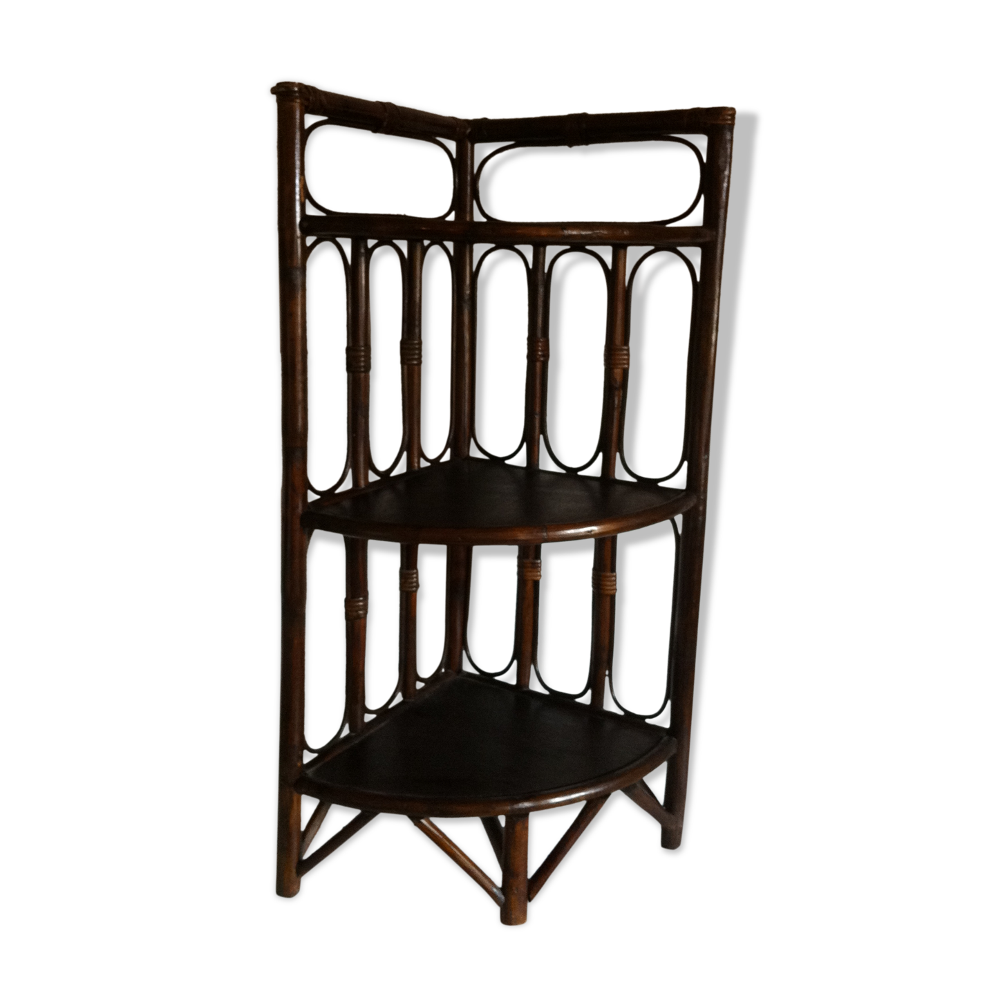 Vintage corner shelf in rattan