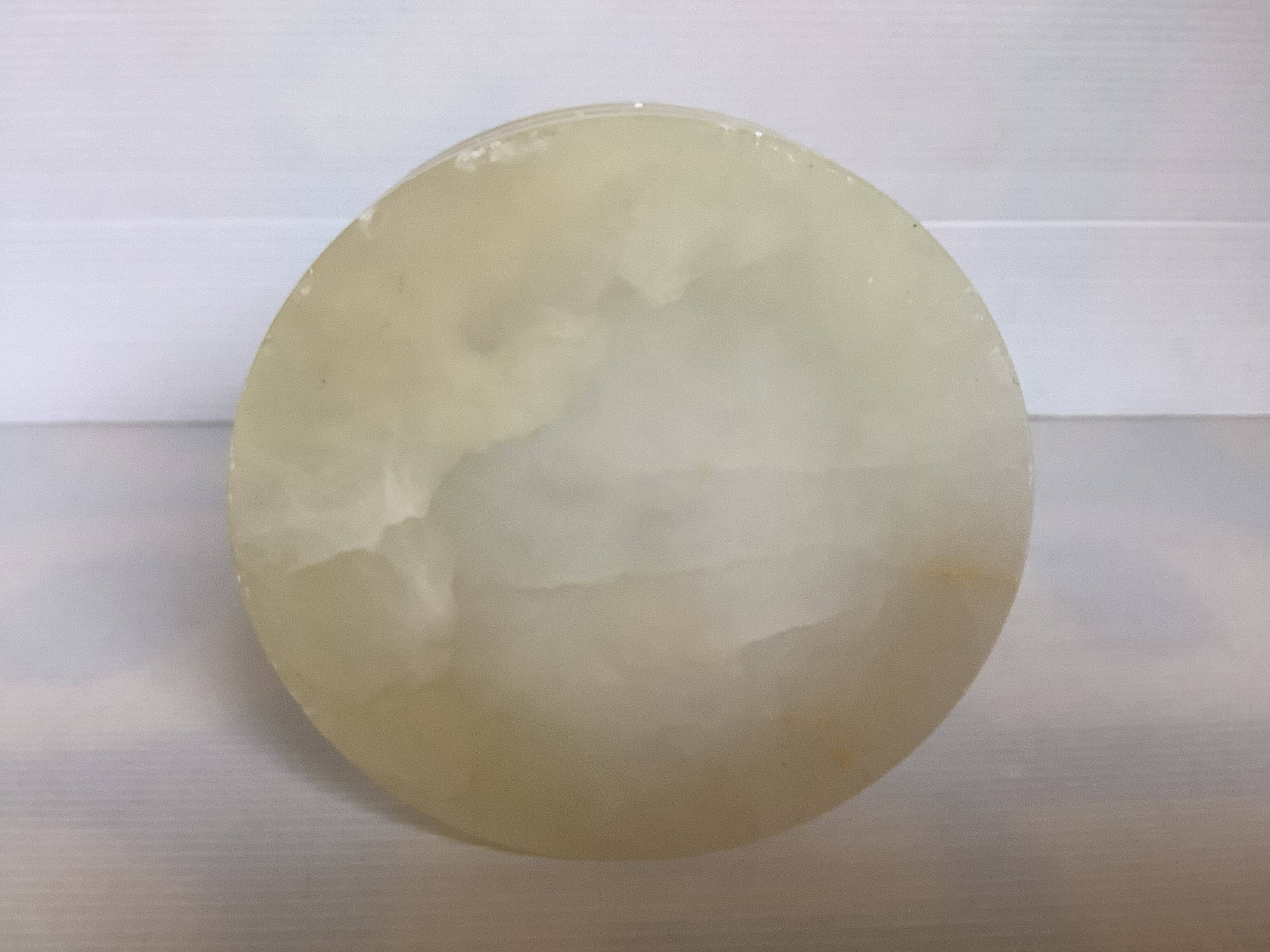 Cendrier rond en albâtre