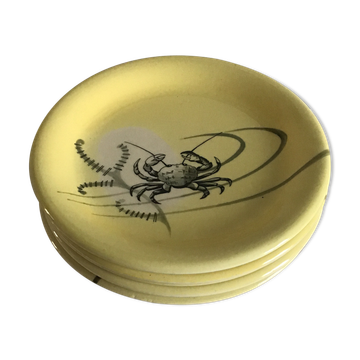 6 fish-decorated plates