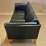 Sofa 3 places black leather Scandinavian design