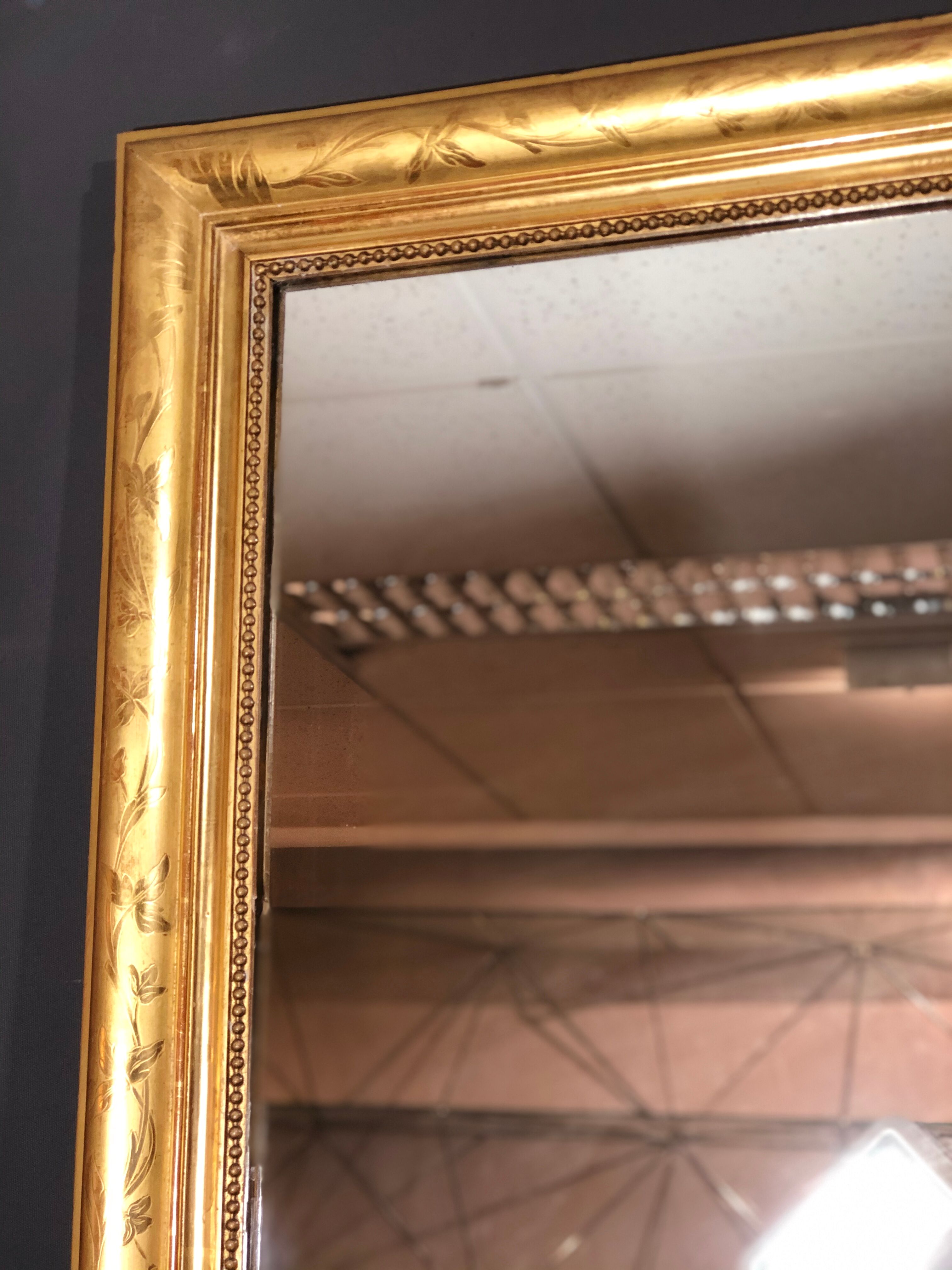 Miroir 190x80 d'époque Louis Philippe doré a la feuille d'or