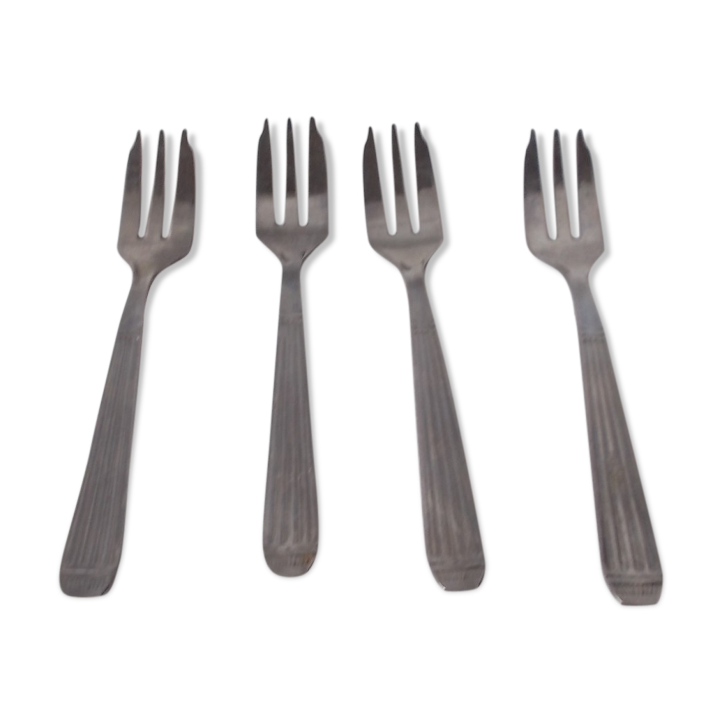 Lot 4 stainless steel oyster forks