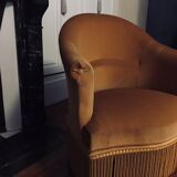 Velvet toad armchair