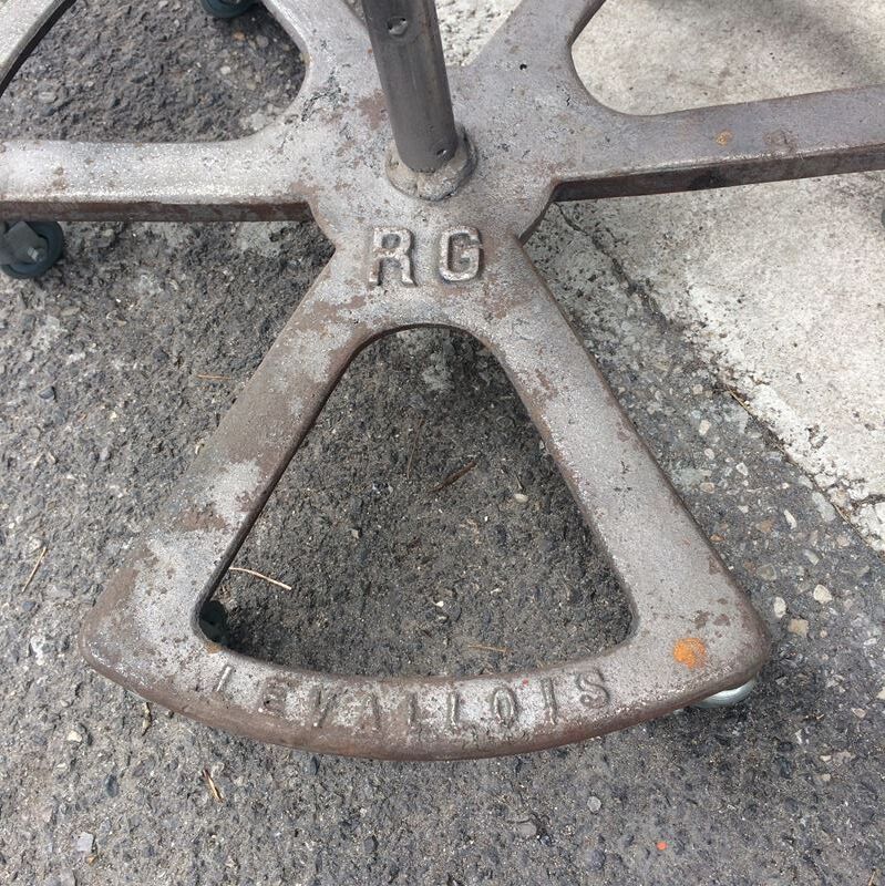 Lamp workshop RG Levallois