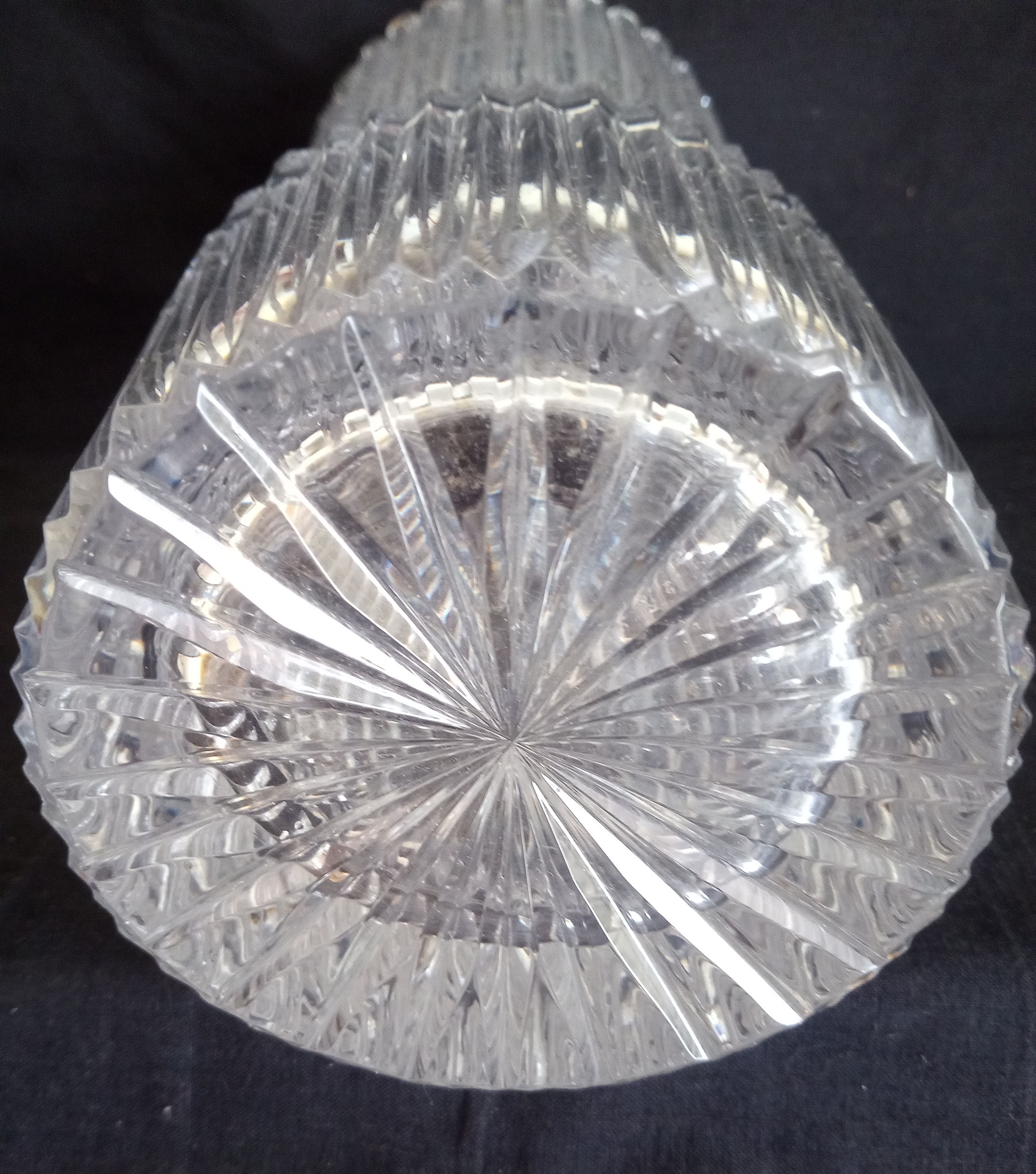 Art Deco vase in cut crystal, h - 32 cm.
