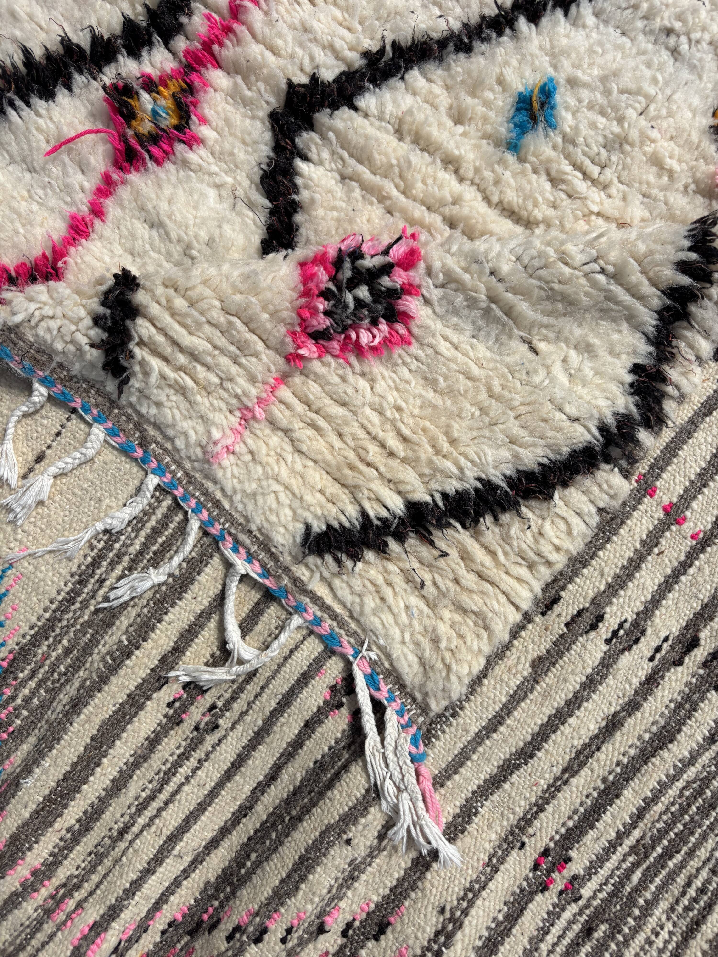Moroccan Azilal wool rug 150x250 cm
