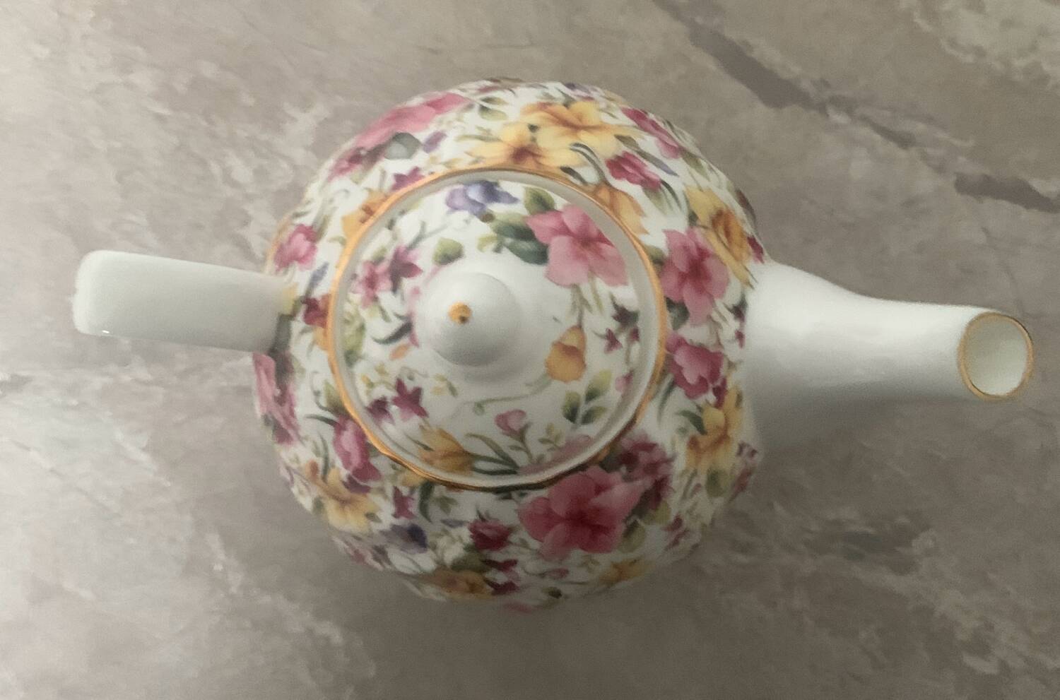 Windsor Fine Bone China English Teapot – Floral decoration & gilding – Vi
