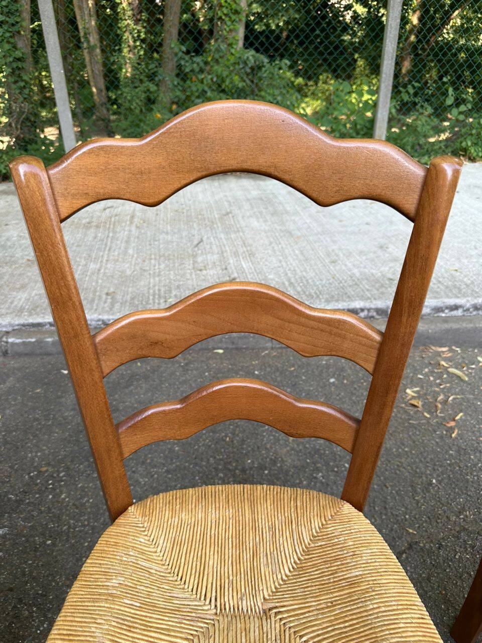 4 solid wood kitchen chairs with rush seats