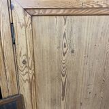 Country buffet in pitchpin