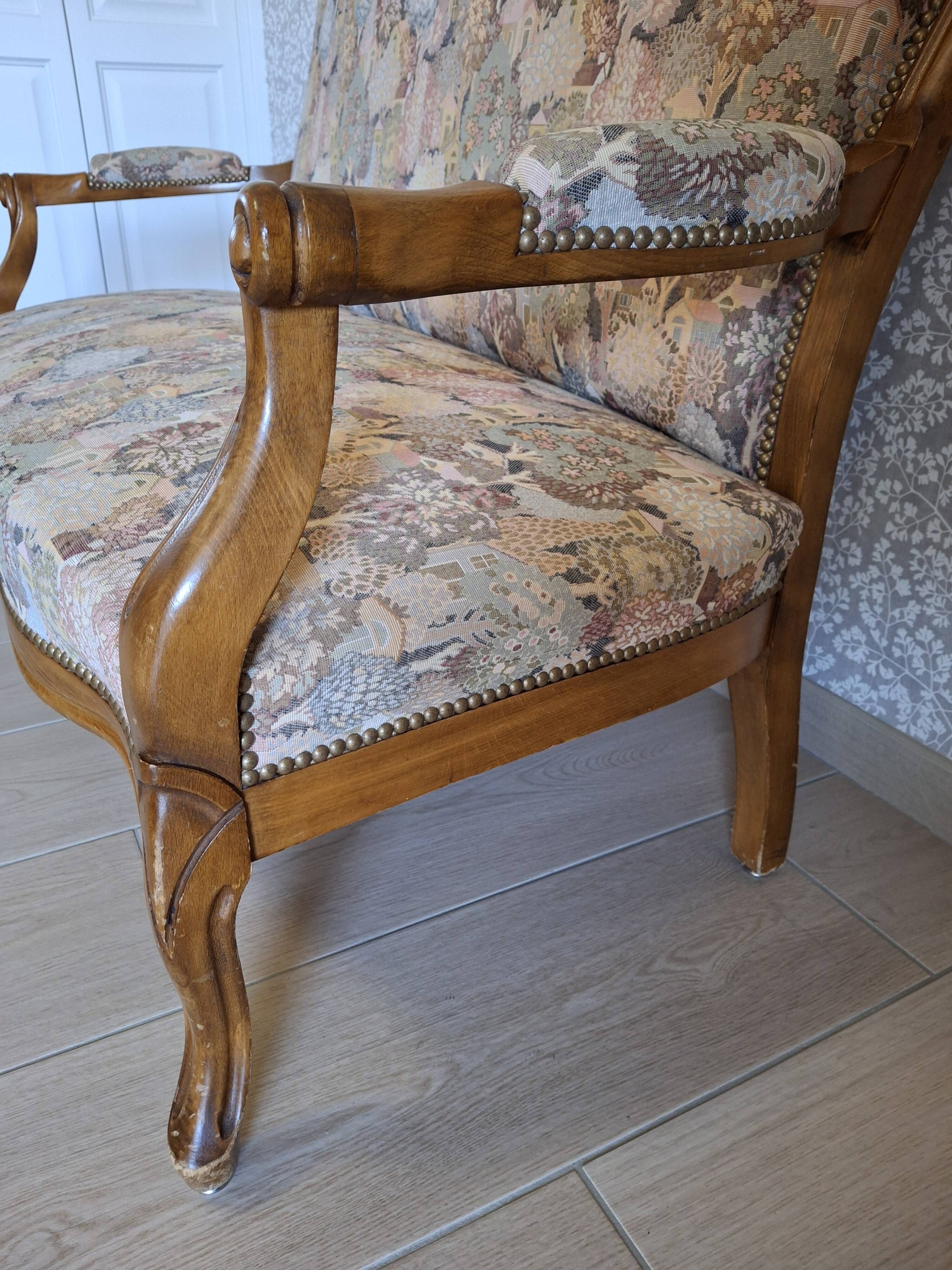 Voltaire 2-seater bench – beautiful wooden structure – to be repersonalised.