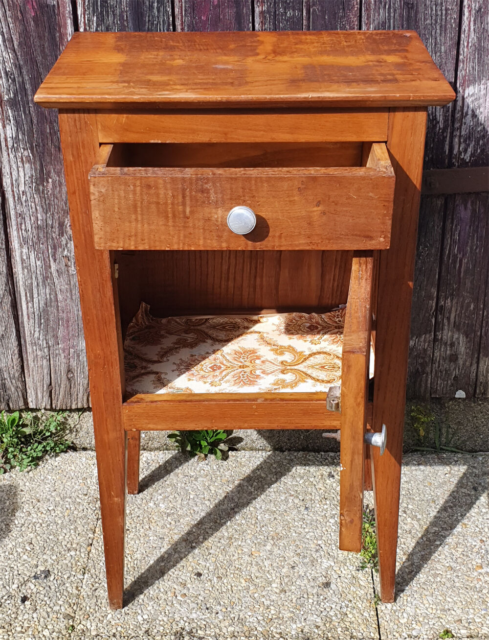 Bedside table