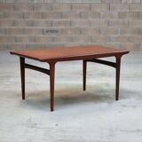 Table by Johannes ANDERSEN and Samcom