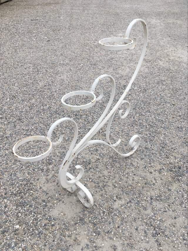 Wrought iron plant holder