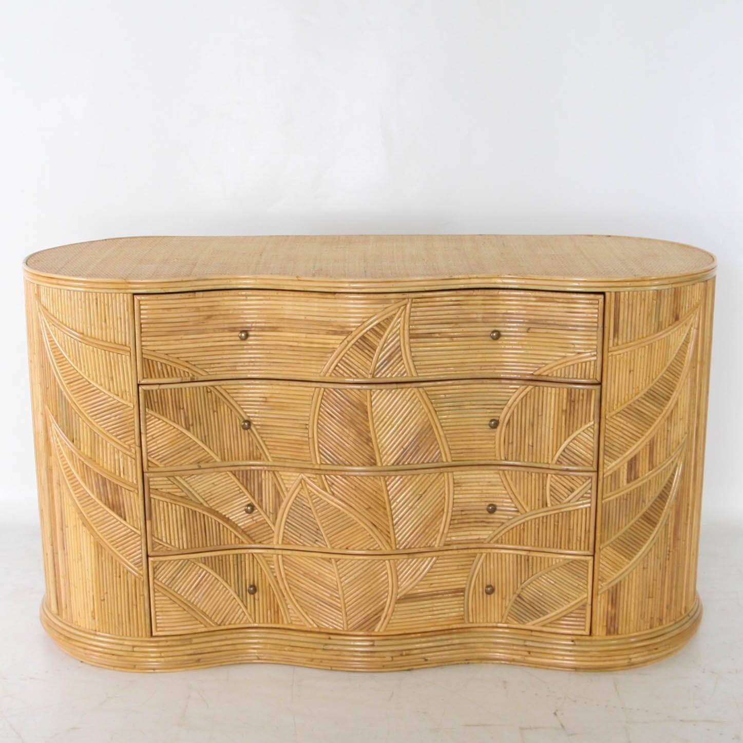Commode « feuilles » en rotin