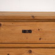 Old Provençal French chest of drawers (c.1920)