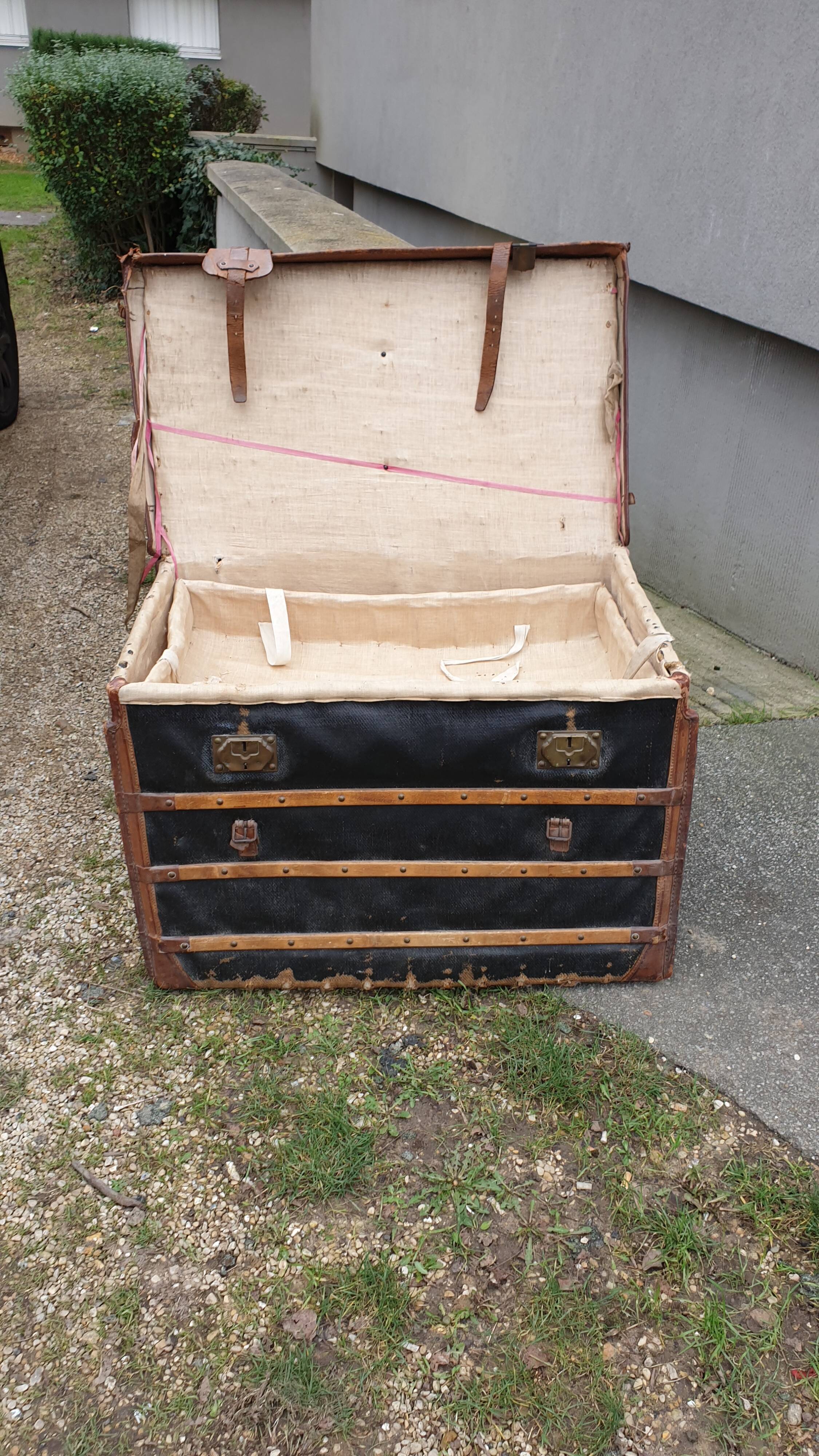 Late 19th century travel trunk