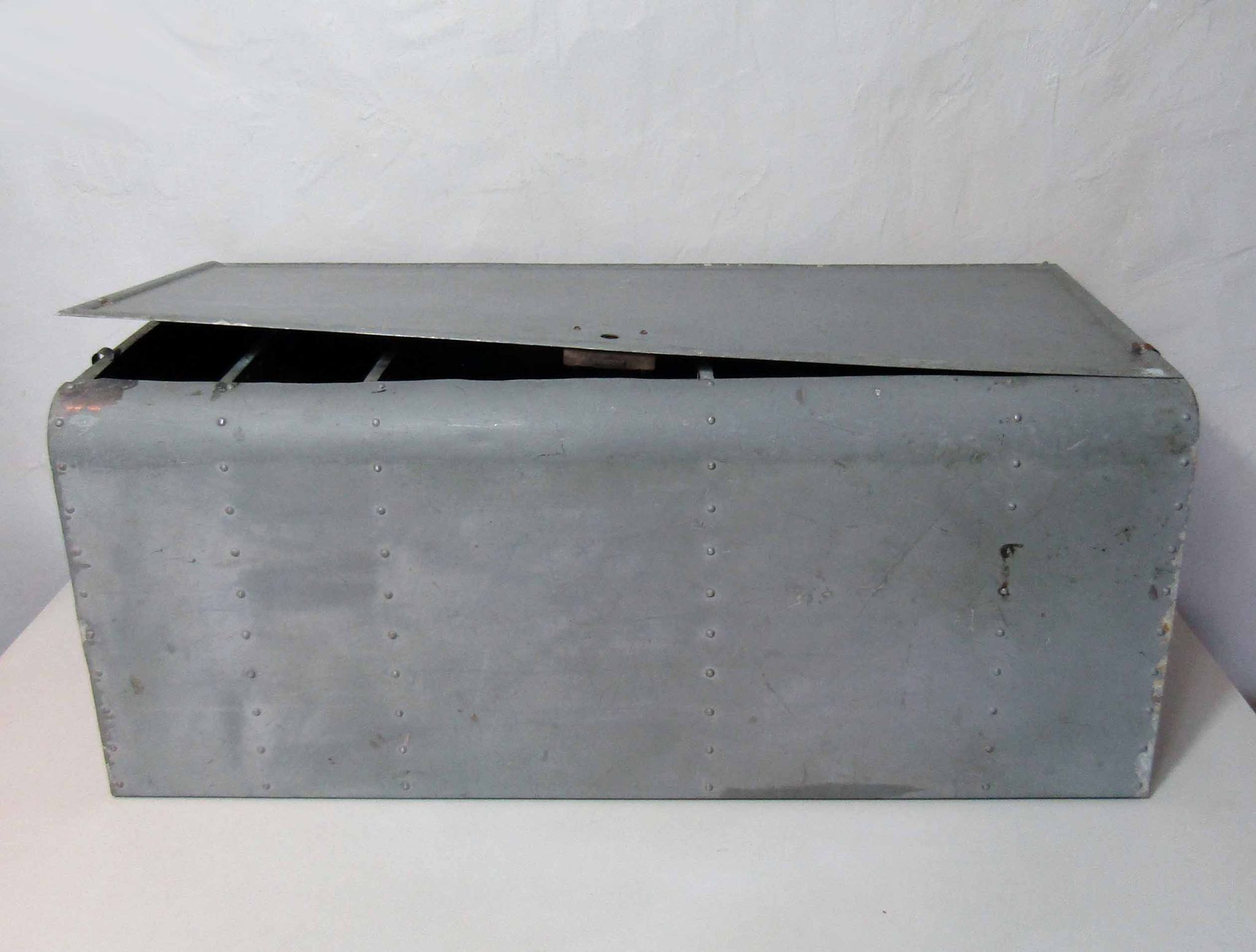 Former industrial shelf