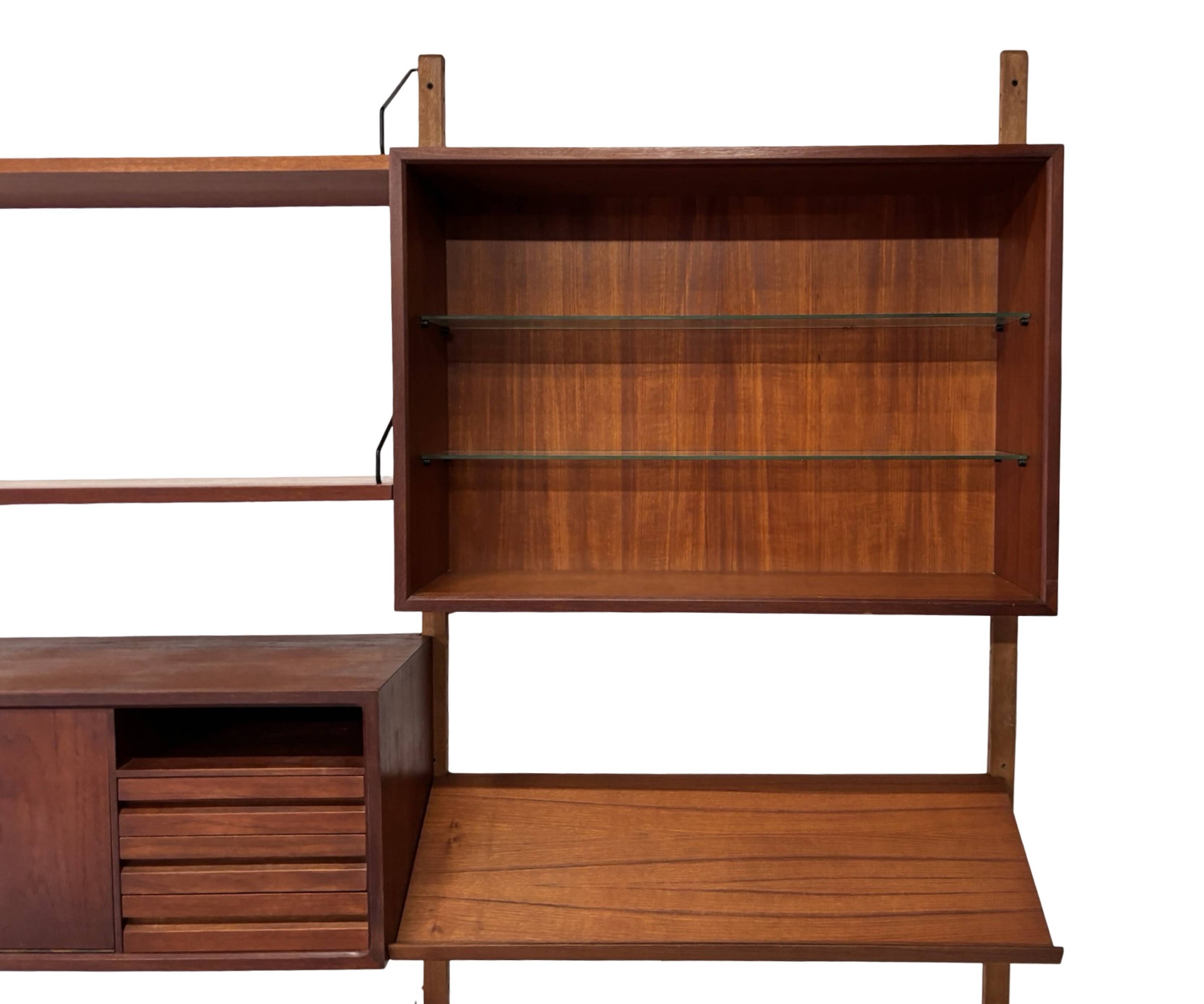 Vintage Poul Cadovius Royal System wall system wall unit
