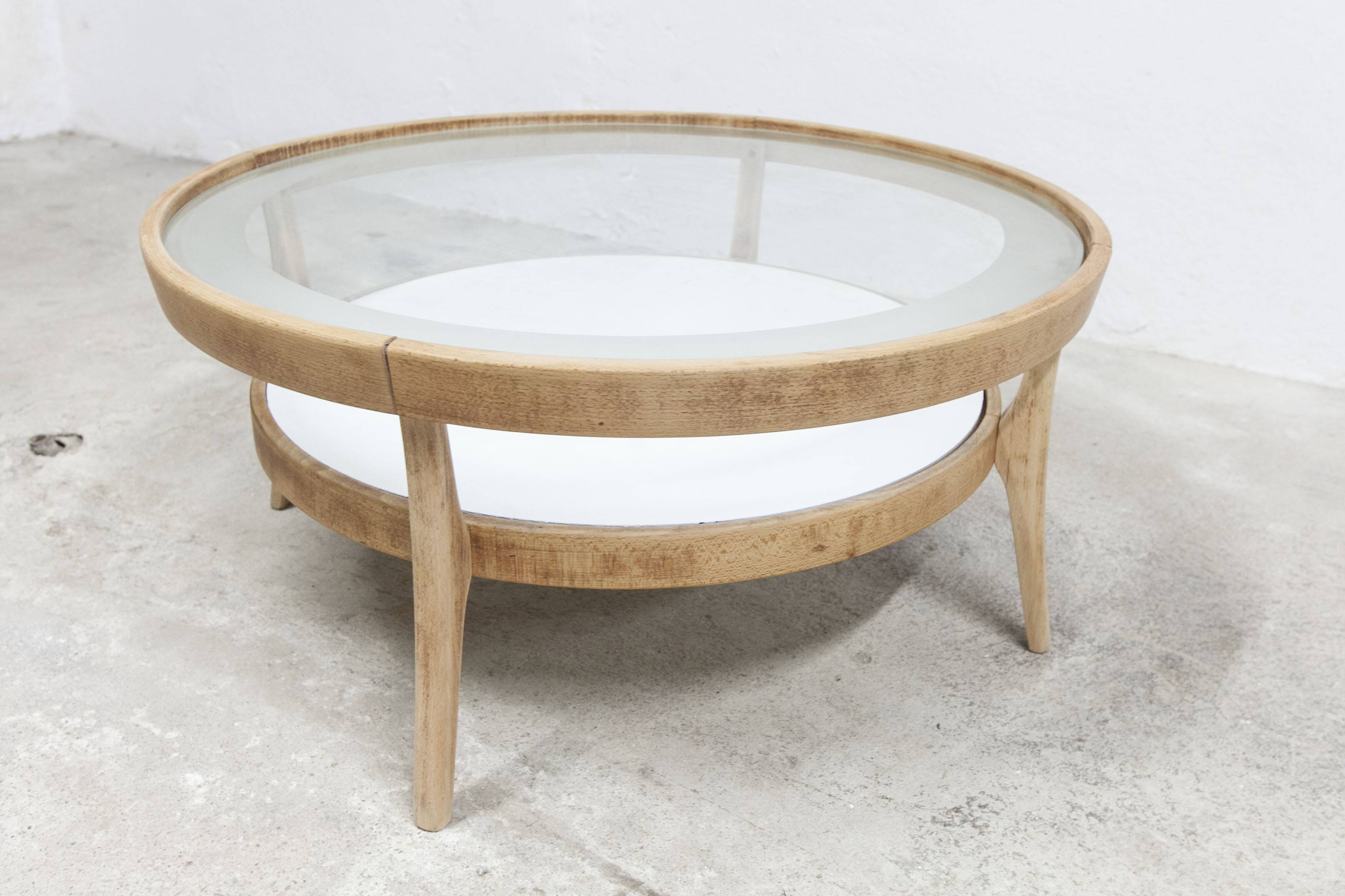 Baumann round coffee table model Dièse 1990