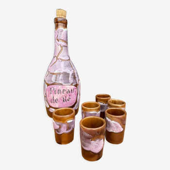 Pineau decanter and 6 shot glasses