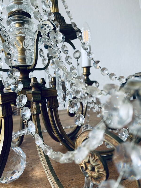 Lustre à pampilles en cristal et bronze