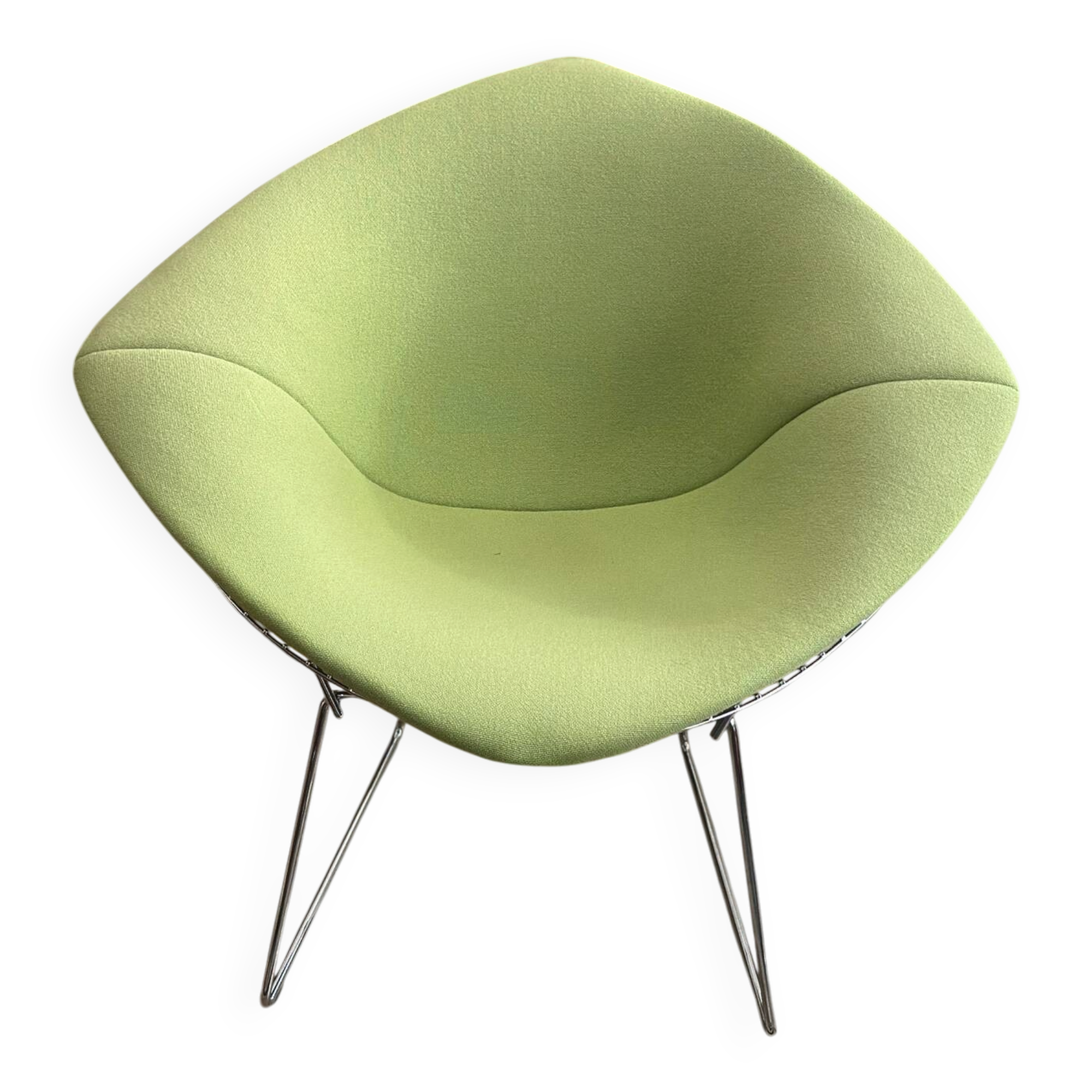 Bertoia Diamond chair, recent Knoll edition.
