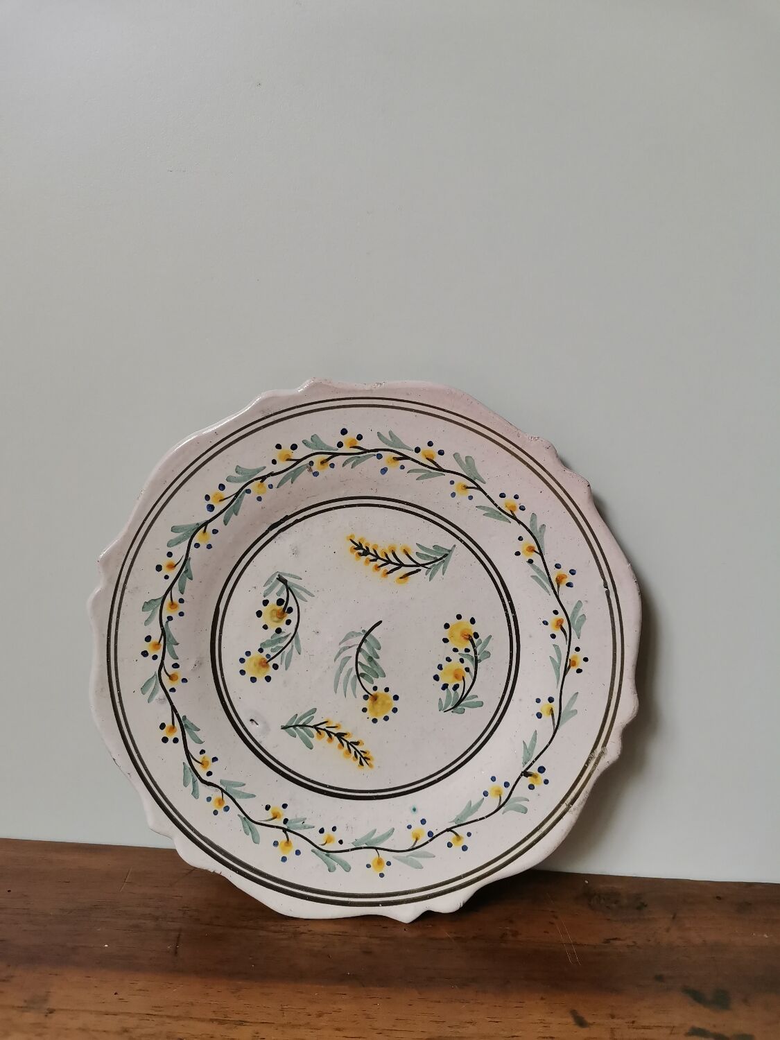 Vintage ceramic plate hand painted flower pattern