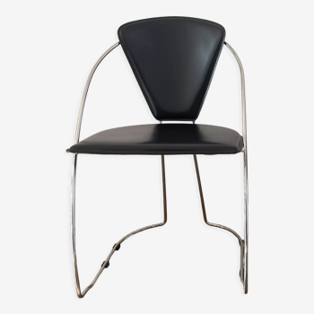 Chair in black leather 1980 tubular chrome