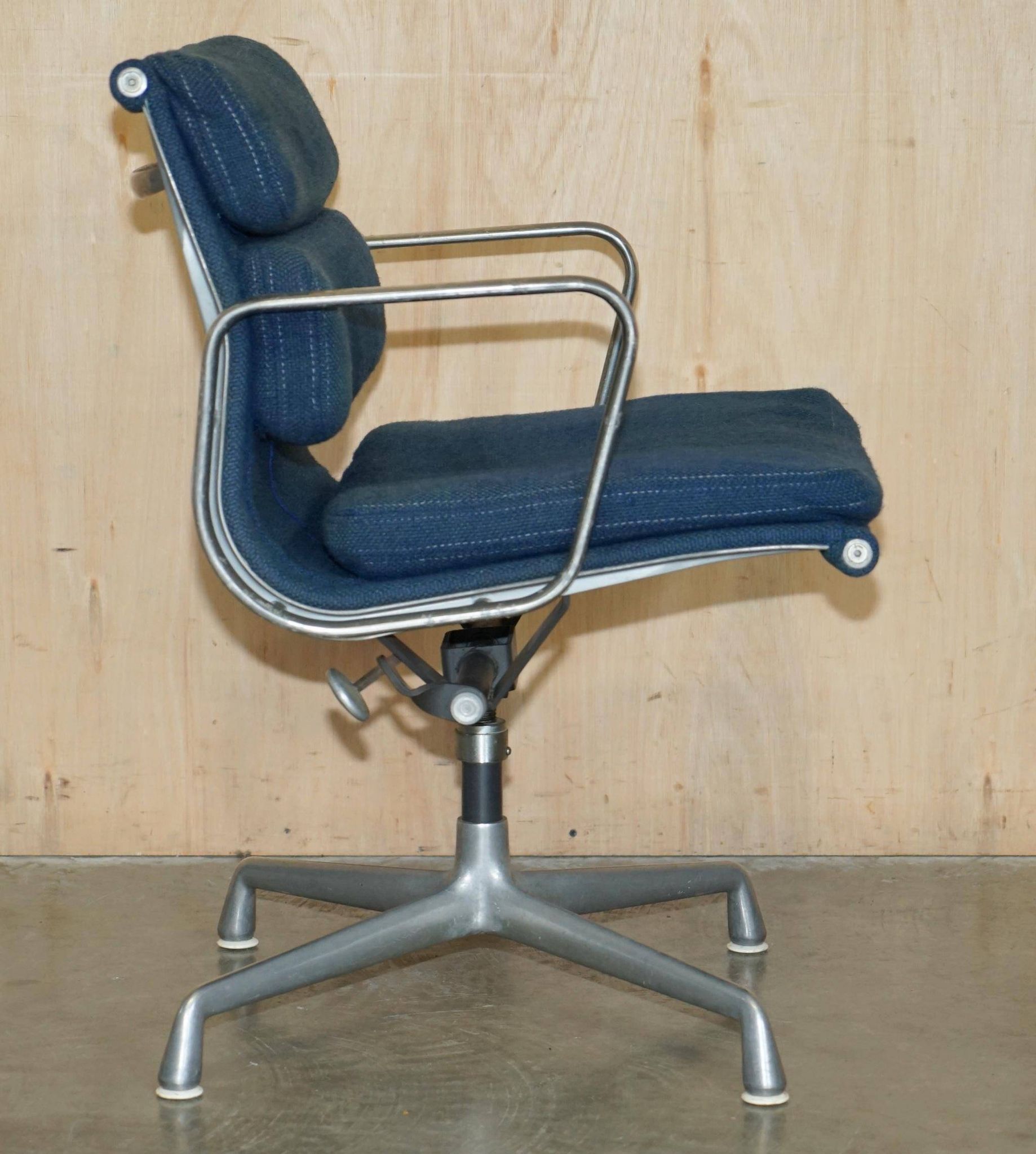 Herman Miller Eames EA217 softpad office chair