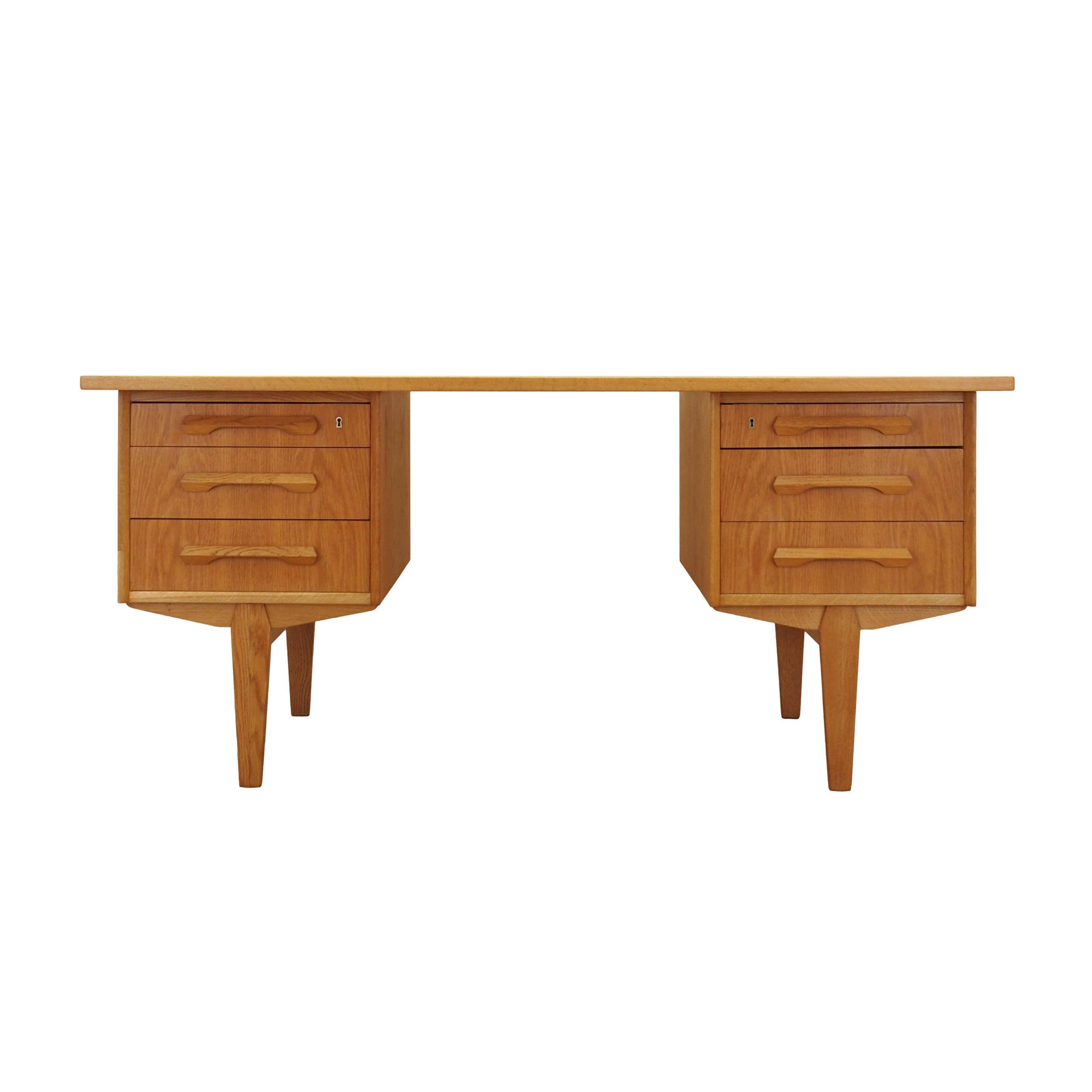 Oak desk, Danish design, 1960s, designer: Henning Kjærnulf
