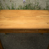 Farm table