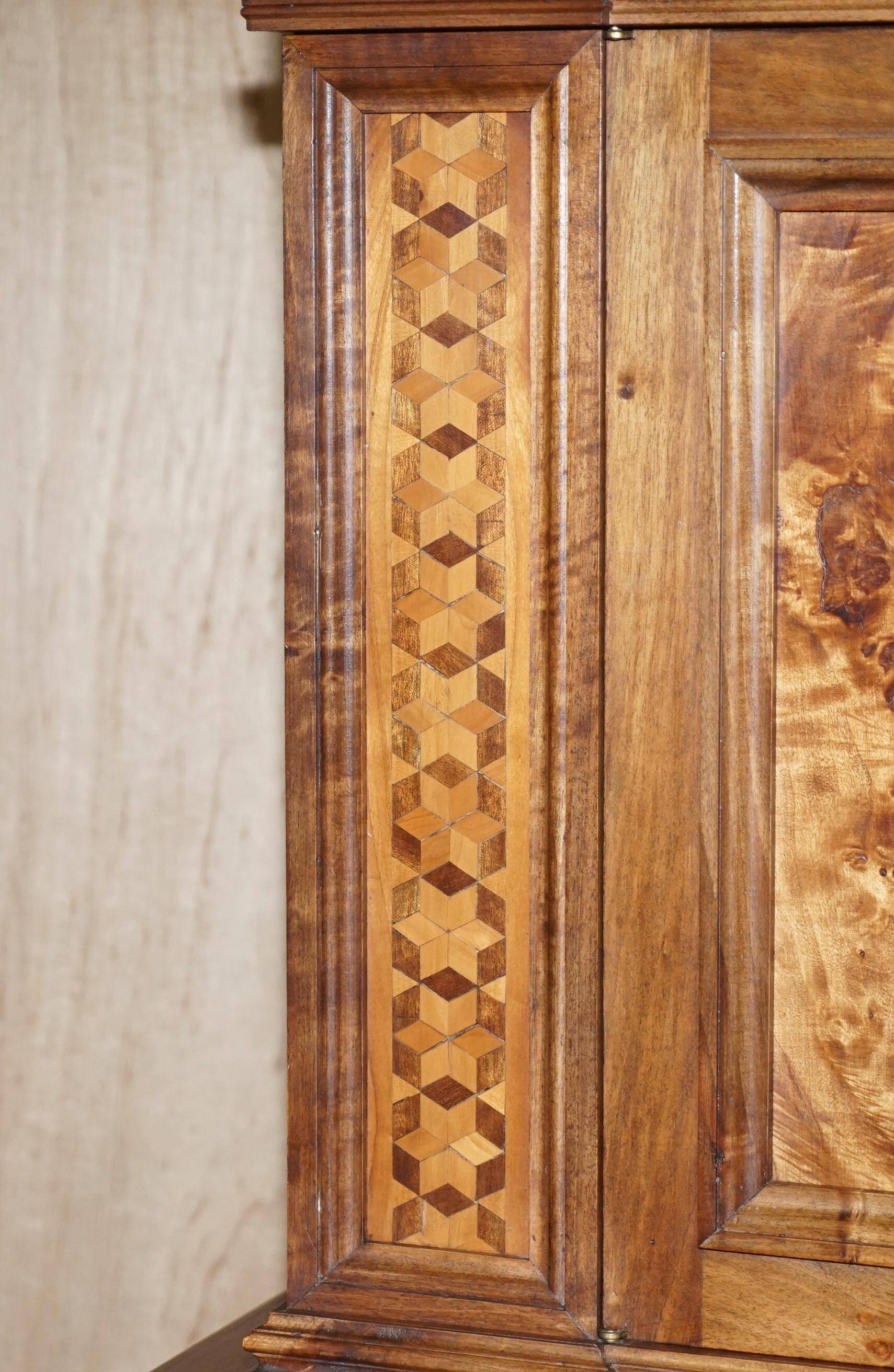 Italian Governess Buffet in Burr Pippy Oak with Geometric Marquetry