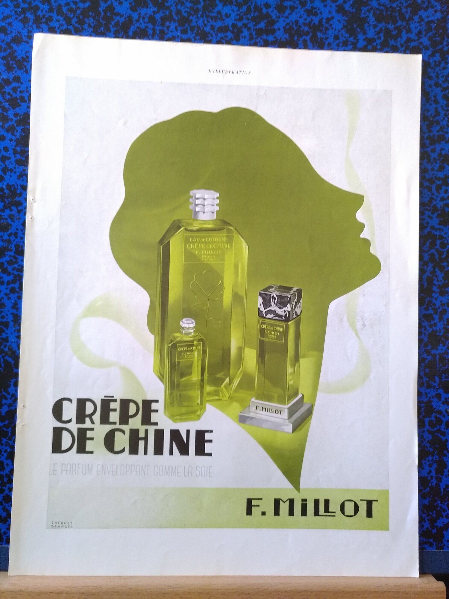 une publicité papier parfum marque Crêpe de Chine  et eau de Cologne issue revue 1937