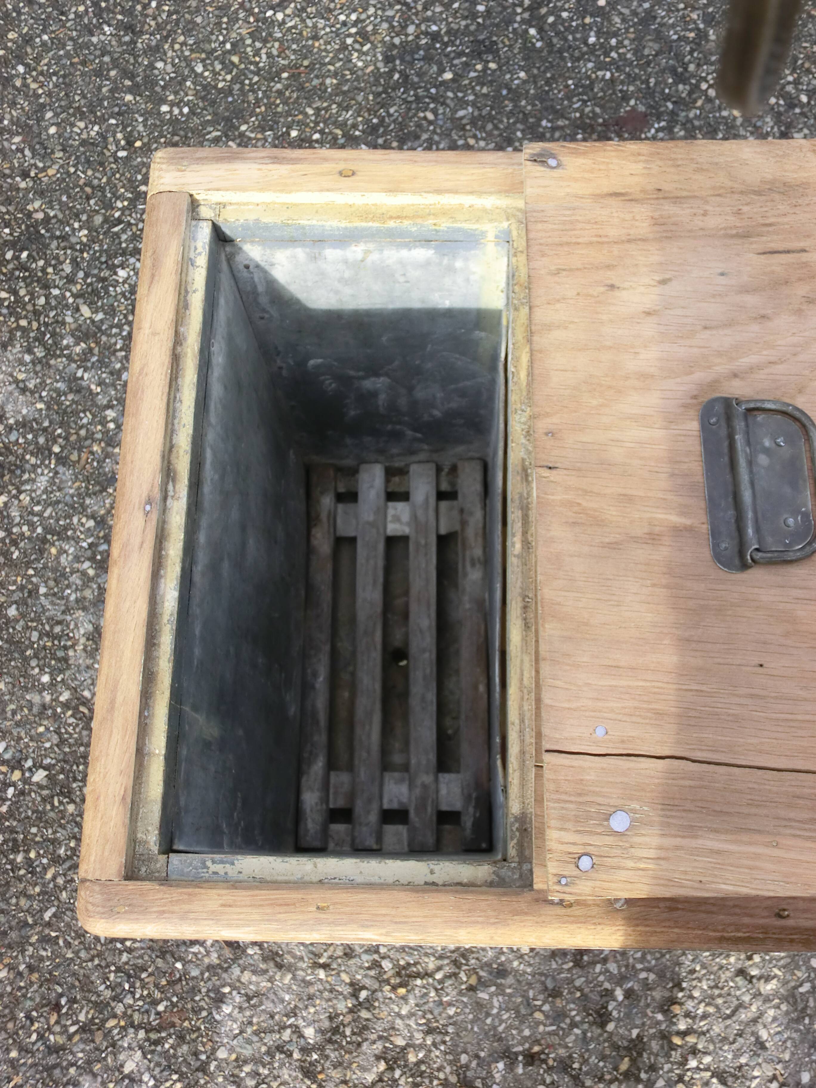 Old bistro icebox in solid oak - Small sideboard