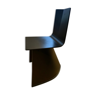 Black Venus chair ClassiCon