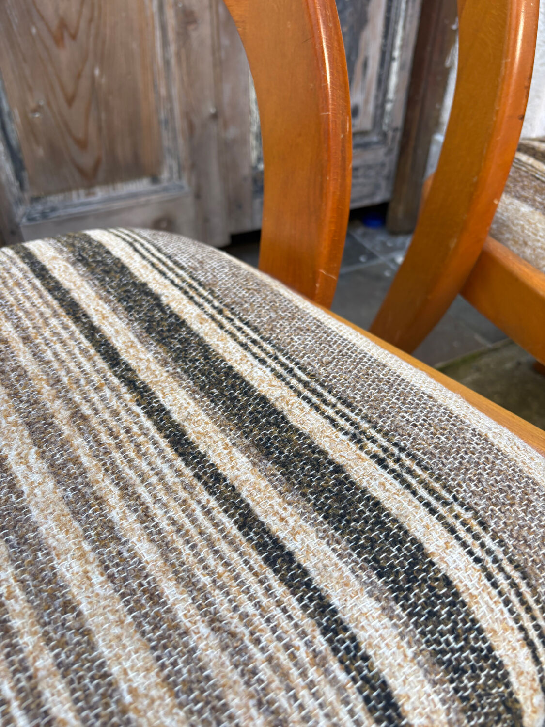 Baumann gondola chairs