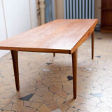 Low table feet spindles