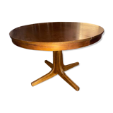 Scandinavian table