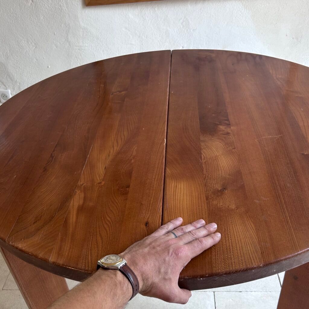 Brutalist table Maison Regain