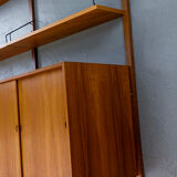 Poul Cadovius Royal System teak wall shelf, 1950s