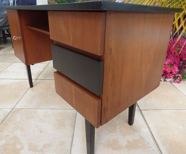 Vintage desk three drawers and a door with shelf