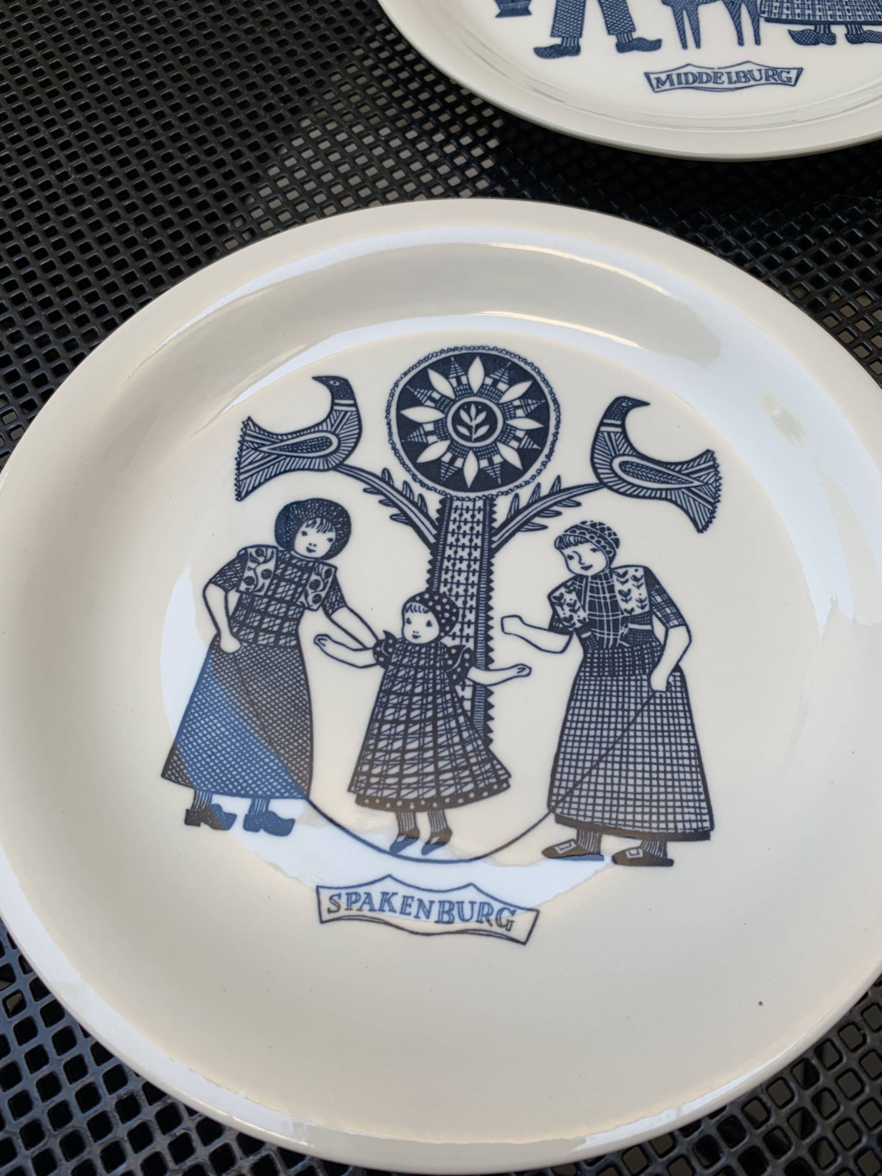 Set of five royal sphinx dessert plates Maastricht 1960s