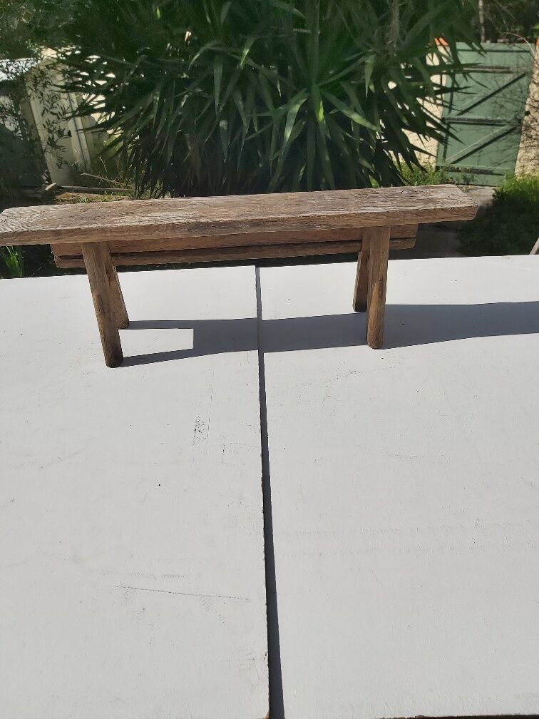 Former carved wood bench Orient/Asia