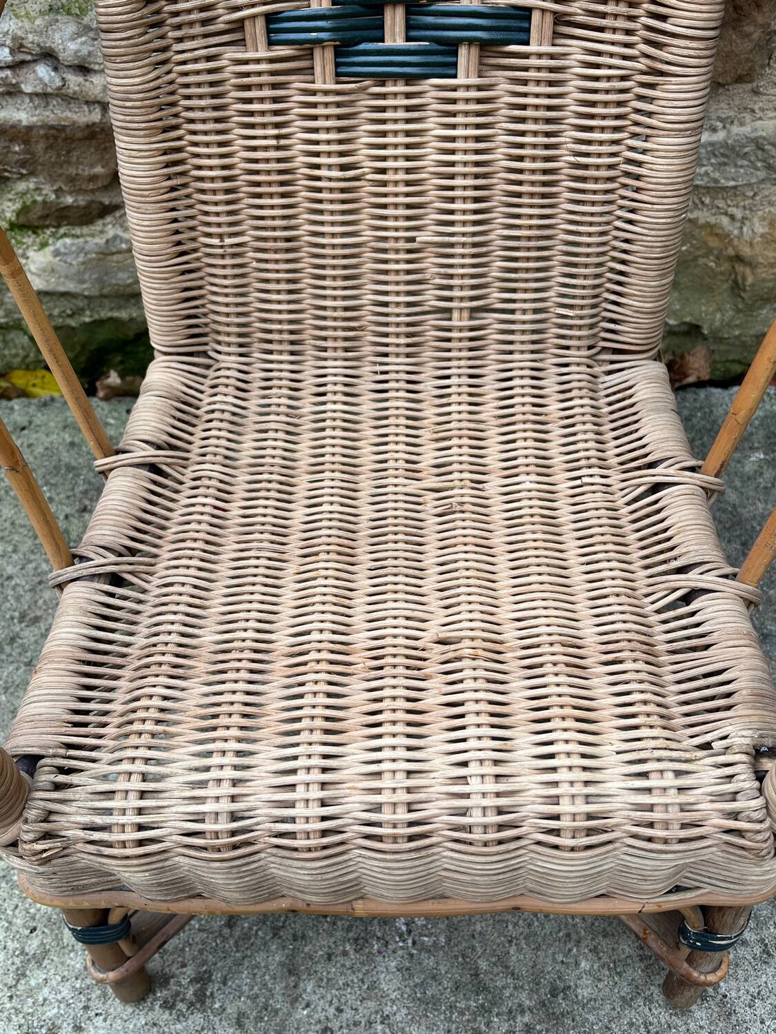 Fauteuil en rotin enfant vintage