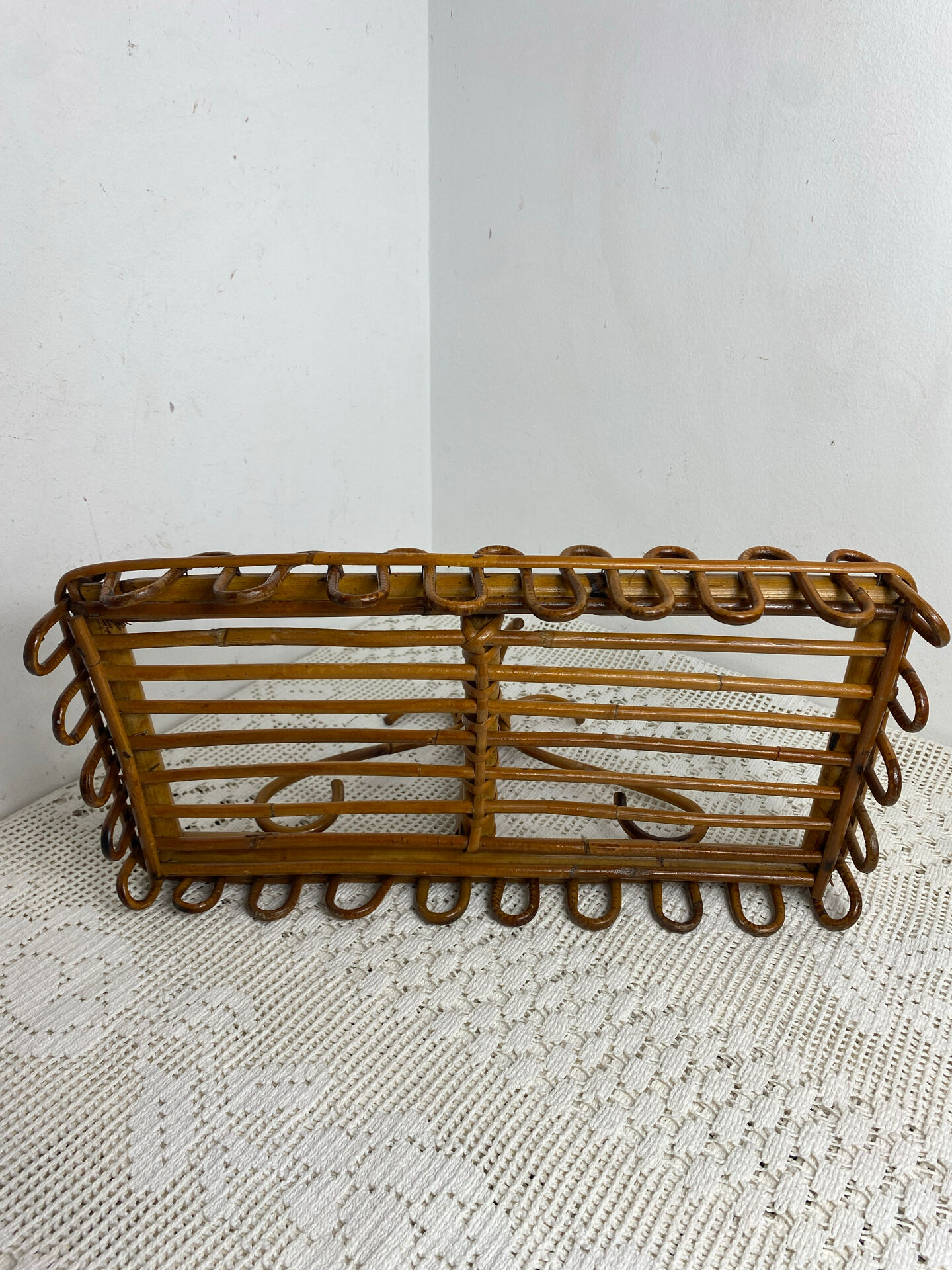 Shelf or wall console in rattan and bamboo