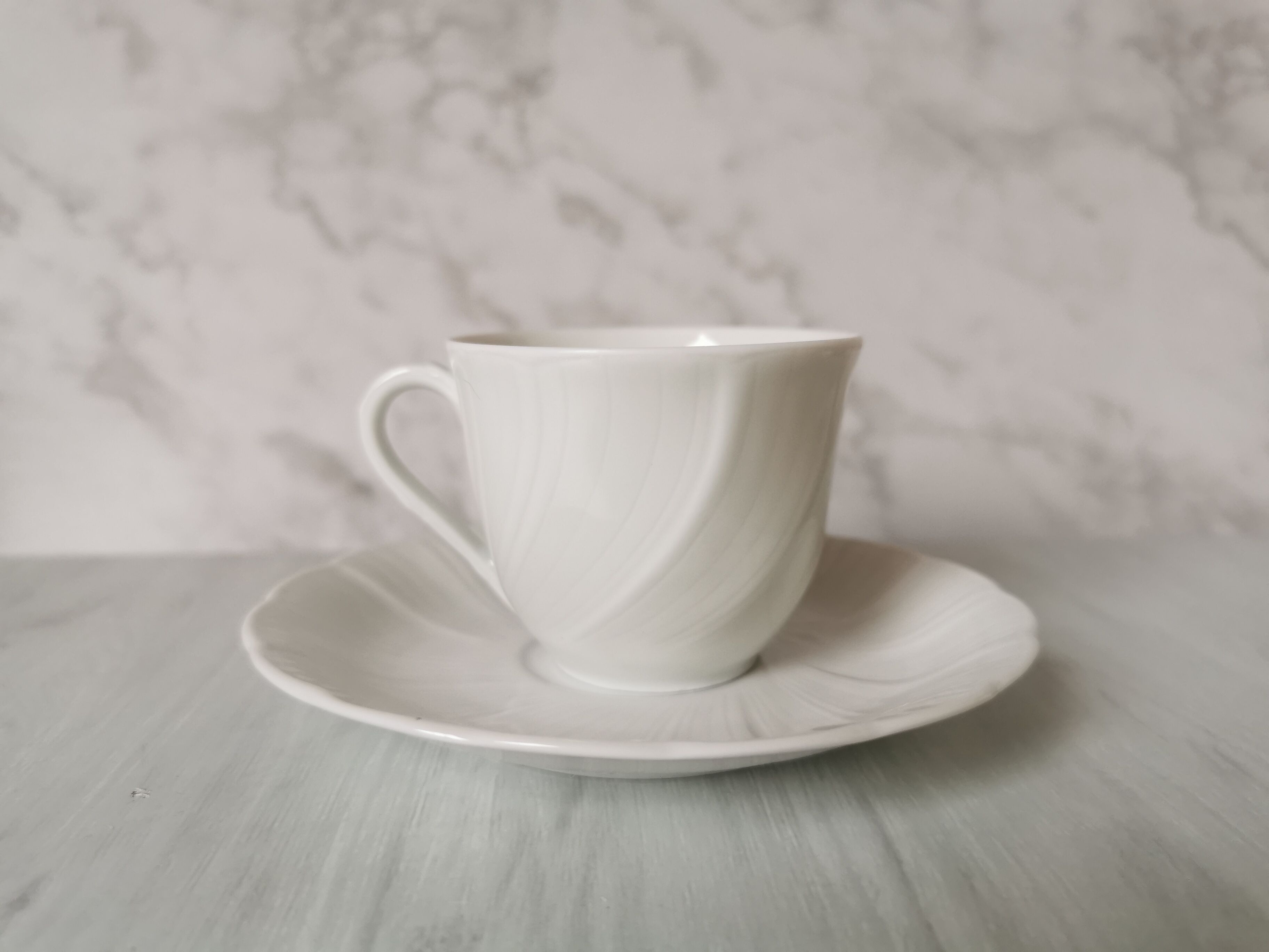 Porcelain cups and saucers Limoges Bernardaud